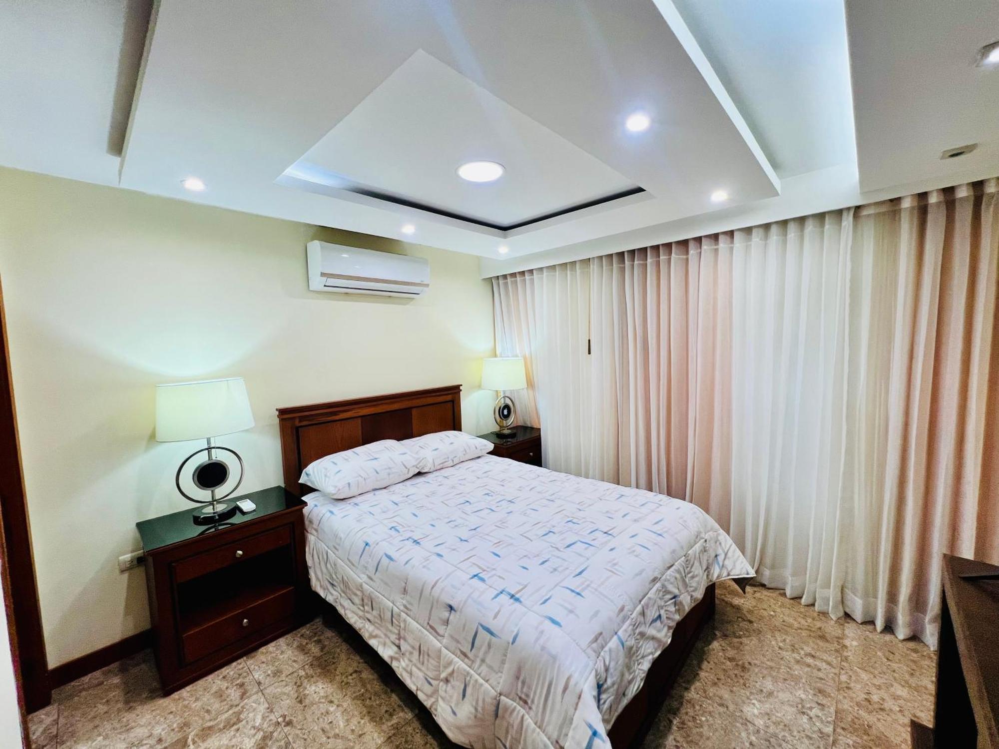 Sol Y Confort Suites Machala Exteriör bild